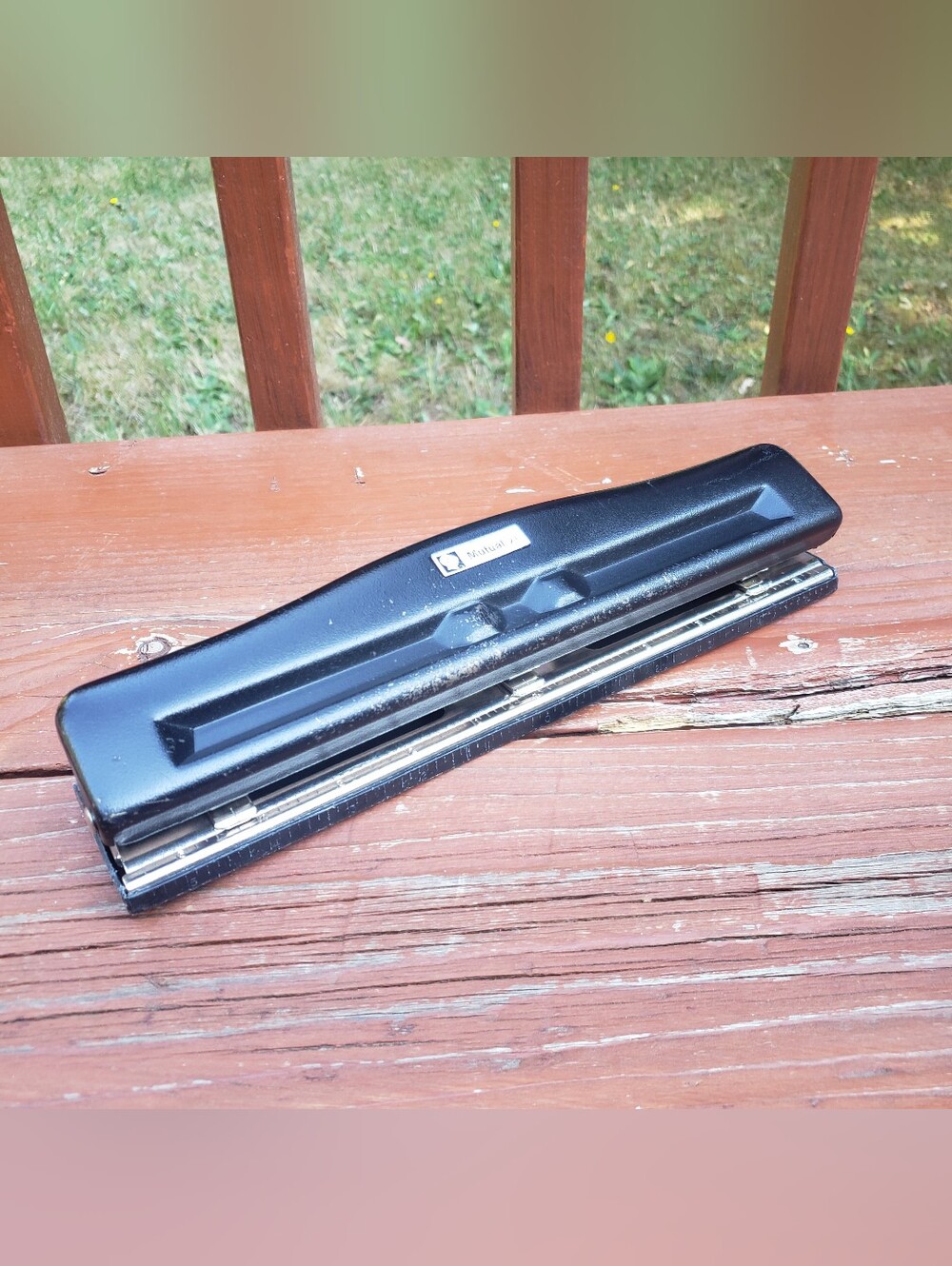 Mutual 23 Metal Heavy Duty 3 Hole Punch- With Wear (Black)